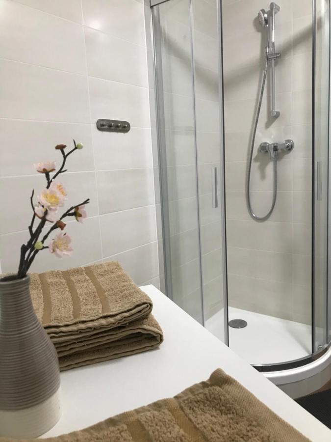 My Mara Maja Apartman C 4 Bešeňová Eksteriør billede